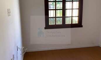 Imagem 7: Casa Linear com 3 Quarto 1 sendo um suíte, lazer com piscina + dependência de empregada!!