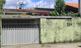 Imagem: Casa Residencial, 2 dormitórios na Rua