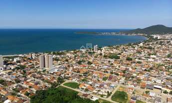 Imagem 6: ![CDATA[Bersi Home Club Lançamento 2 quartos (1 suíte) quadra mar em Penha direto constru