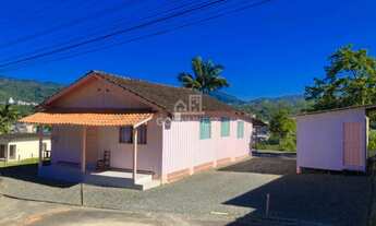 Imagem: ! CDATA Casa no bairro Águas Claras em