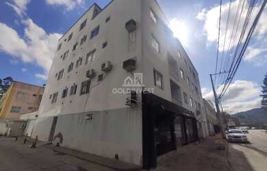 Imagem 2: ![CDATA[Oportunidade de Apartamento no centro da cidade de Brusque com 2 quartos (Vó Maur