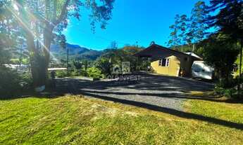 Imagem 6: ![CDATA[Casa semi mobiliada com 2 quartos em terreno/sítio com mais de 50.000 m² na Guabi