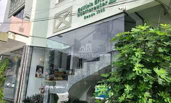 Imagem 2: ![CDATA[Sala comercial no Centro da cidade de Brusque em ótima localização!!!]]