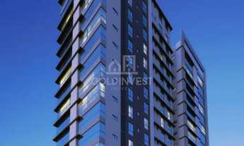 Imagem 2: ![CDATA[Apartamento com três suítes na praia de Perequê]]