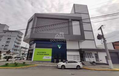 Imagem 2: ![CDATA[Sala comercial no bairro Santa Rita com área de 81,00m²!!!]]