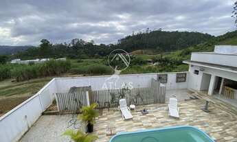 Imagem: ! CDATA CASA COM PISCINA - AIMORÉ - GUABIRUBA