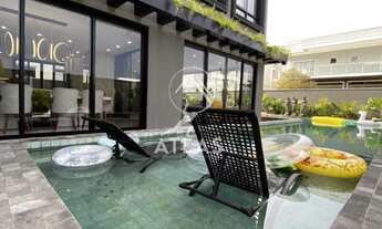 Imagem 4: ![CDATA[IMÓVEL DE ALTÍSSIMO PADRÃO EM CONDOMÍNIO FECHADO,FINAMENTE MOBILIADO