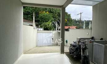 Imagem 2: ![CDATA[SOBRADO DE ALTO PADRÃO NO BAIRRO AZAMBUJA]]