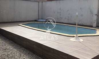 Imagem: ! CDATA CASA COM PISCINA E AMPLA ÁREA DE