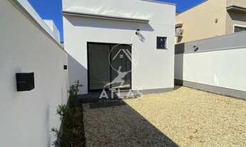 Imagem 7: ![CDATA[Casa Alto Padrão na Guabiruba 1 suíte + 2 Dormitórios ]]