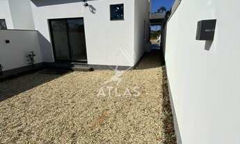 Imagem 6: ![CDATA[Casa Alto Padrão na Guabiruba 1 suíte + 2 Dormitórios ]]