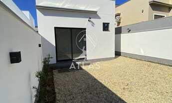 Imagem 5: ![CDATA[Casa Alto Padrão na Guabiruba 1 suíte + 2 Dormitórios ]]