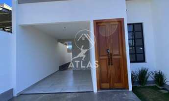 Imagem 2: ![CDATA[Casa Alto Padrão na Guabiruba 1 suíte + 2 Dormitórios ]]