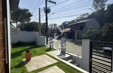 Imagem 3: ![CDATA[LINDA CASA NO RIO BRANCO ]]