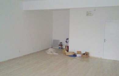 Imagem 4: ![CDATA[Sala Comercial com 55m²]]
