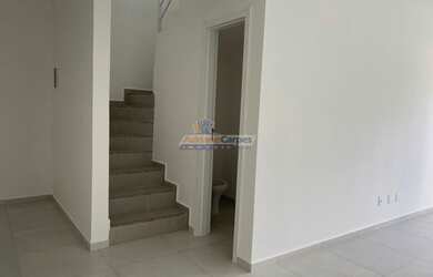 Imagem 6: Adriano Carpes imóveis vende excelente sobrado geminado, a 100m do mar em Balneário Piçarr