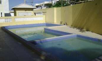 Imagem 3: ![CDATA[CASA EM CONDOMÍNIO PÉROLA DA ALAMEDA]]