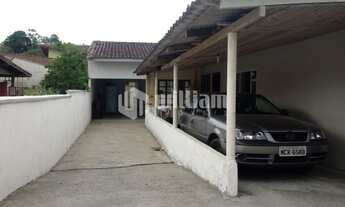 Imagem 3: ![CDATA[TERRENO COM DUAS CASAS]]