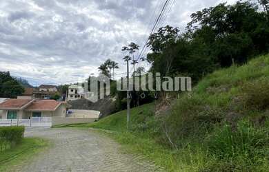 Imagem 2: ![CDATA[TERRENO NA SÃO PEDRO COM 605m2]]