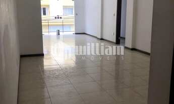 Imagem 5: ![CDATA[APARTAMENTO NO CENTRO - 3 DORMITÓRIOS (1 SUÍTE + 2 QUARTOS) ]]