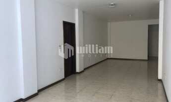 Imagem 7: ![CDATA[APARTAMENTO NO CENTRO - 3 DORMITÓRIOS (1 SUÍTE + 2 QUARTOS) ]]