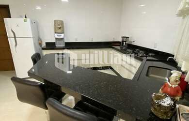 Imagem 4: ![CDATA[EXCELENTE RESIDÊNCIA NO BAIRRO CERÂMICA REIS]]