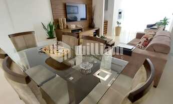 Imagem 6: ![CDATA[LINDO APARTAMENTO DE 3 DORMITÓRIOS SEMI-MOBILIADO NO CENTRO - GREEN PARK]]