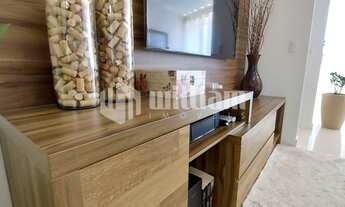 Imagem 2: ![CDATA[LINDO APARTAMENTO DE 3 DORMITÓRIOS SEMI-MOBILIADO NO CENTRO - GREEN PARK]]