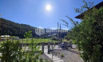 Imagem 7: ![CDATA[CASA COM PISCINA + AMPLA ÁREA DE FESTAS NO CENTRO]]