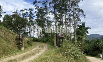 Imagem 6: ![CDATA[AMPLO TERRENO EM DOM JOAQUIM PARA SÍTIO]]