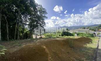 Imagem 5: ![CDATA[TERRENO COM ÁREA GRANDE E ÓTIMA LOCALIZAÇÃO ]]