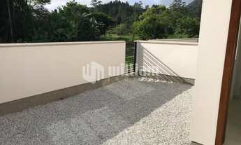 Imagem 4: ![CDATA[CASA COM 2 QUARTOS NO AIMORÉ]]