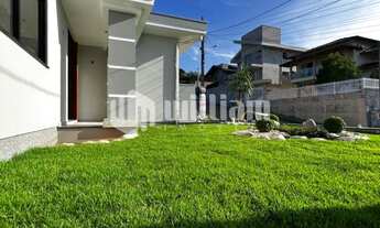 Imagem 5: ![CDATA[CASA ALTO PADRÃO 3 SUITES ]]