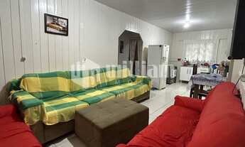 Imagem 4: ![CDATA[TERRENO COM 2 CASAS EM LOCAL TRANQUILO]]