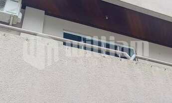 Imagem 3: ![CDATA[APARTAMENTO POR R$ 300 MIL COM 1 SUÍTE + 1 QUARTO NO CENTRO DE BRUSQUE]]