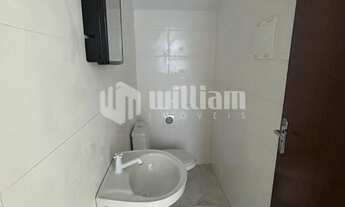 Imagem 6: ![CDATA[SOBRADO COM DOIS QUARTOS NO RIO BRANCO]]