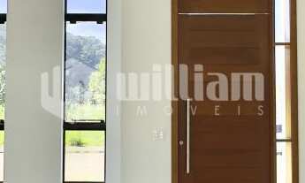 Imagem 6: ![CDATA[AMPLA CASA COM 3 DORMITÓRIOS SENDO 1 SUÍTE NA GUABIRUBA SUL]]