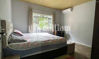 Imagem 6: ![CDATA[CASA MOBILIADA 2 QUARTOS EM BOTUVERA]]