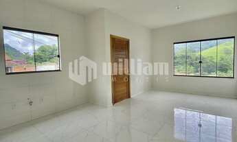 Imagem 5: ![CDATA[CASA COM 3 QUARTOS SENDO 1 SUÍTE À VENDA NO BAIRRO SÃO PEDRO]]