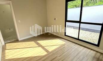 Imagem 7: ![CDATA[LINDA CASA COM 3 QUARTOS SENDO 1 SUITE NA GUABIRUBA]]