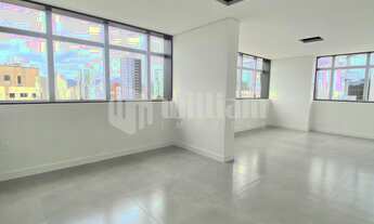 Imagem 3: ![CDATA[SALA COMERCIAL PARA ALUGAR NO CENTRO DE BRUSQUE]]