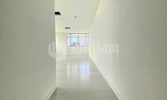 Imagem 2: ![CDATA[SALA COMERCIAL PARA ALUGAR NO CENTRO DE BRUSQUE]]