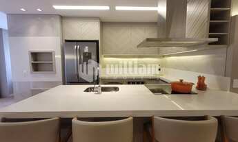 Imagem 7: ![CDATA[LANÇAMENTO COM 2 SUÍTES CENTRO RESIDENCIAL LAS CARRERAS - AP MODELO]]