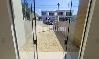 Imagem 2: ![CDATA[GEMINADA 2 SUÍTES 2 VAGAS DE GARAGEM]]