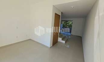 Imagem 3: ![CDATA[GEMINADA 2 SUÍTES 2 VAGAS DE GARAGEM]]