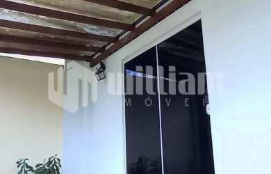 Imagem 5: ![CDATA[CASA DE ESQUINA 2 DORMITÓRIOS]]