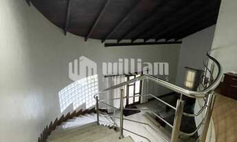 Imagem 7: ![CDATA[LINDA CASA COM TERRENO AMPLO, BOM PARA SITIO]]