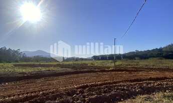 Imagem 3: ![CDATA[AMPLO TERRENO NO BAIRRO LIMEIRA]]