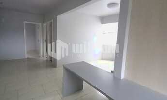 Imagem 4: ![CDATA[APARTAMENTO NO CENTRO COM 2 QUARTOS ]]