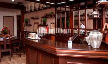 Imagem 4: ![CDATA[BELÍSSIMA CASA (MANSÃO) MOBILIADA ( CENTRO 1)]]